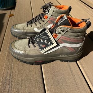 Vans MTE Gore-Tex insulated boots - brand new sample pair size 9